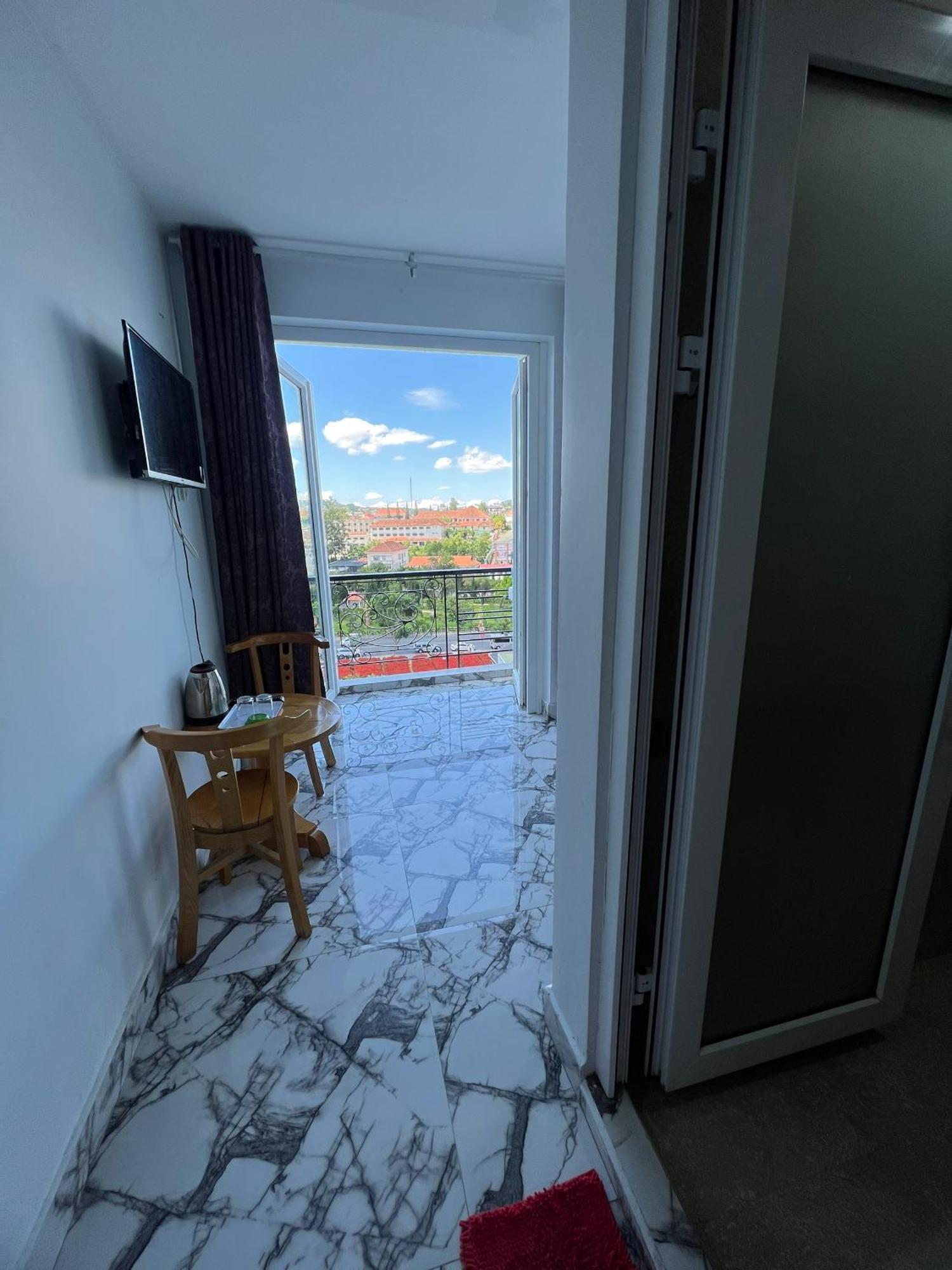 Minh Trang Hotel Да Лат Екстериор снимка